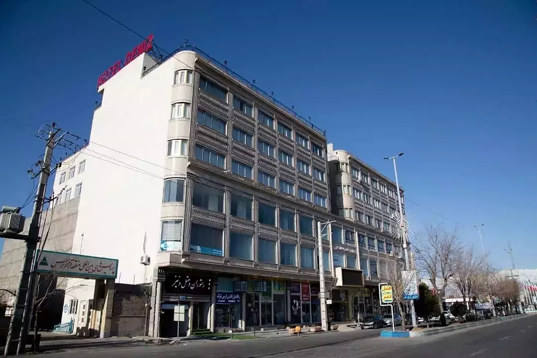 Alibaba https://cdn.alibaba.ir/ostorage/hotel-accommodation-images/67029455916cd6b7e8cc36a4_3037a2d8-eeca-4093-b937-68df7c9cf2a3_dw (1).webp